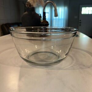 Anchor hocking 4qt glass mixing bowl